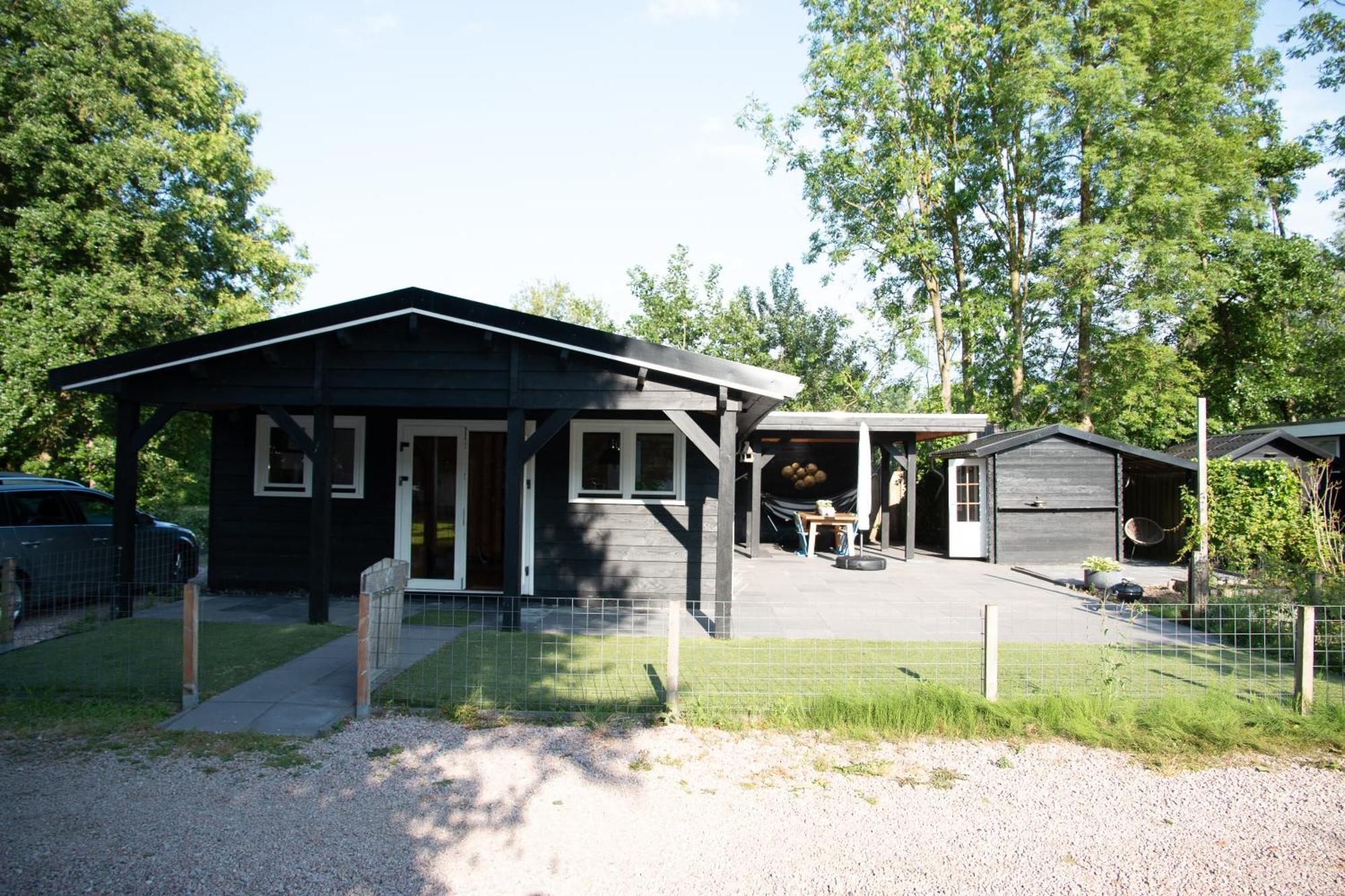 Luxe En Ruim Chalet Met Airco Bij Leekstermeer Matsloot 외부 사진