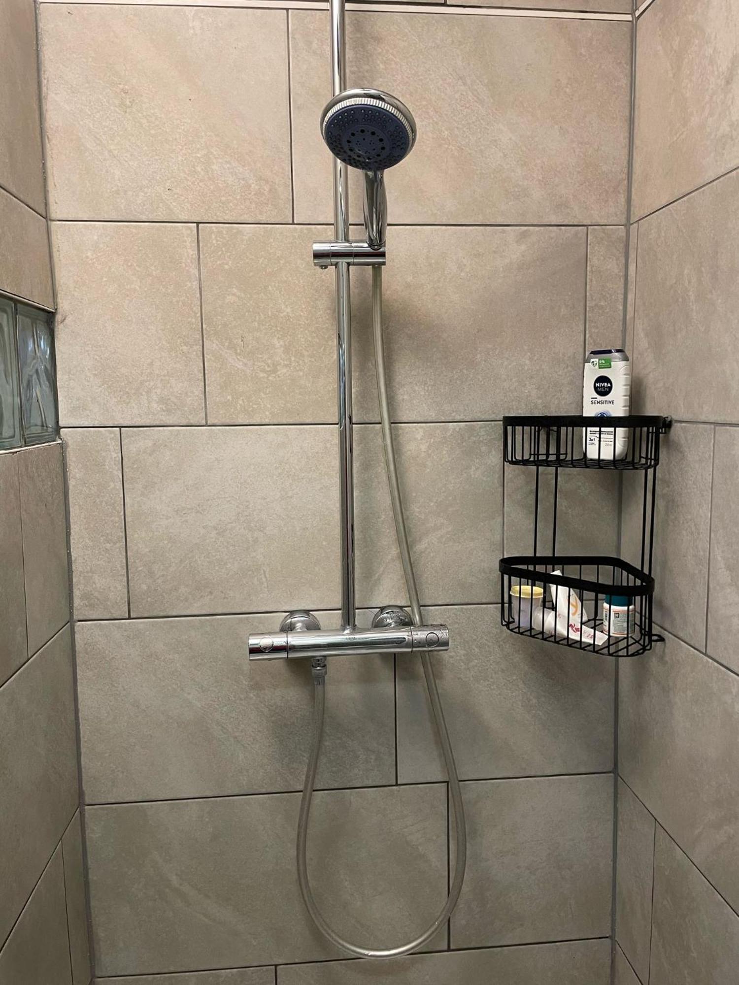 Luxe En Ruim Chalet Met Airco Bij Leekstermeer Matsloot 외부 사진